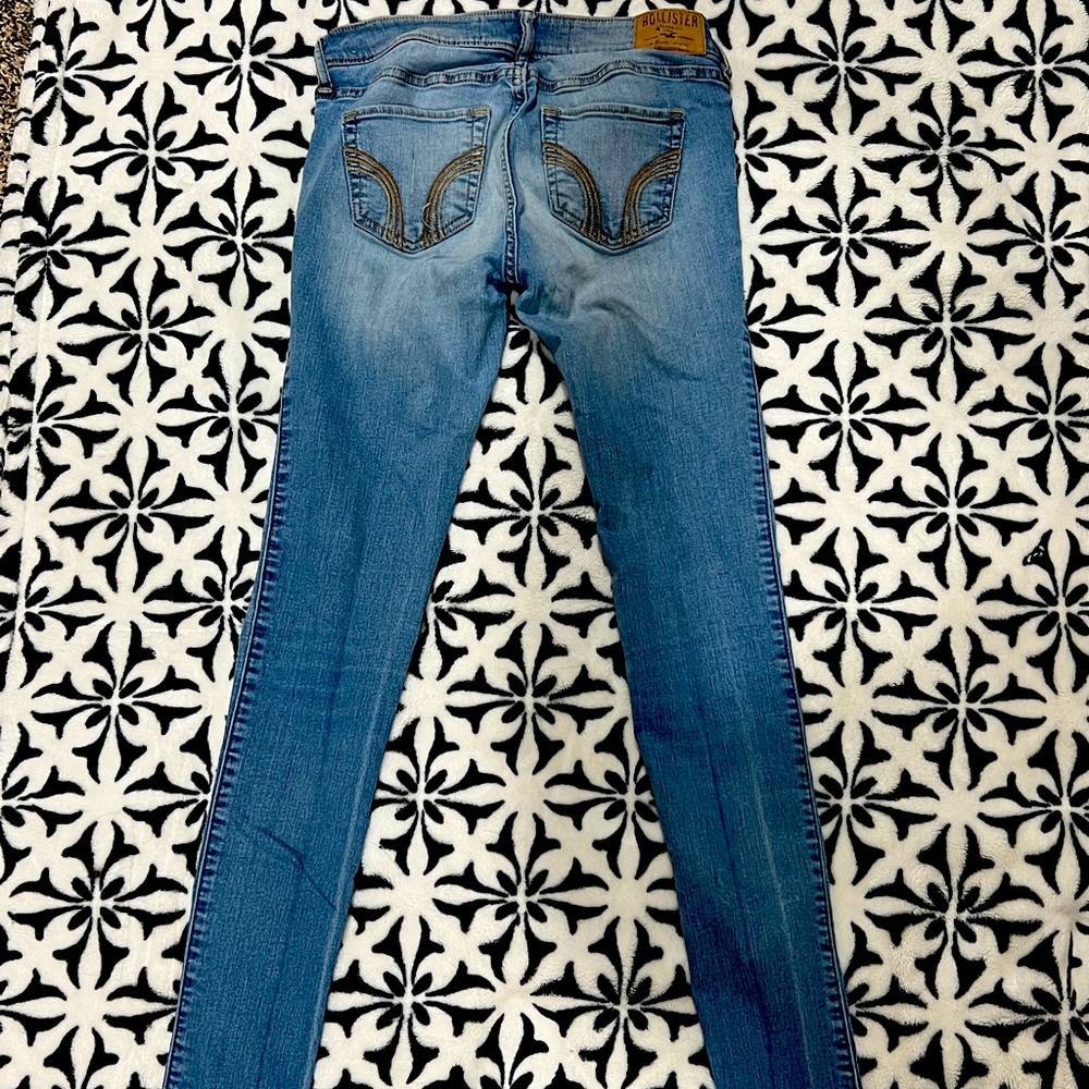 Hollister jeans